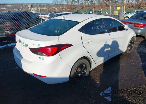 2015 Hyundai Elantra Se z USA, uszkodzony, nr VIN 5NPDH4AE7FH620030